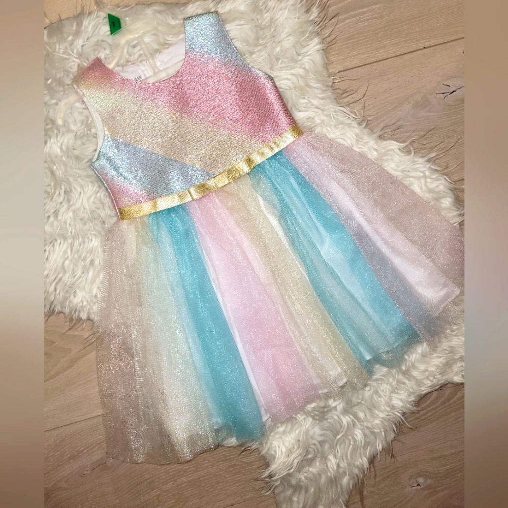 NWOT,  beautiful Christmas Dress,  3T